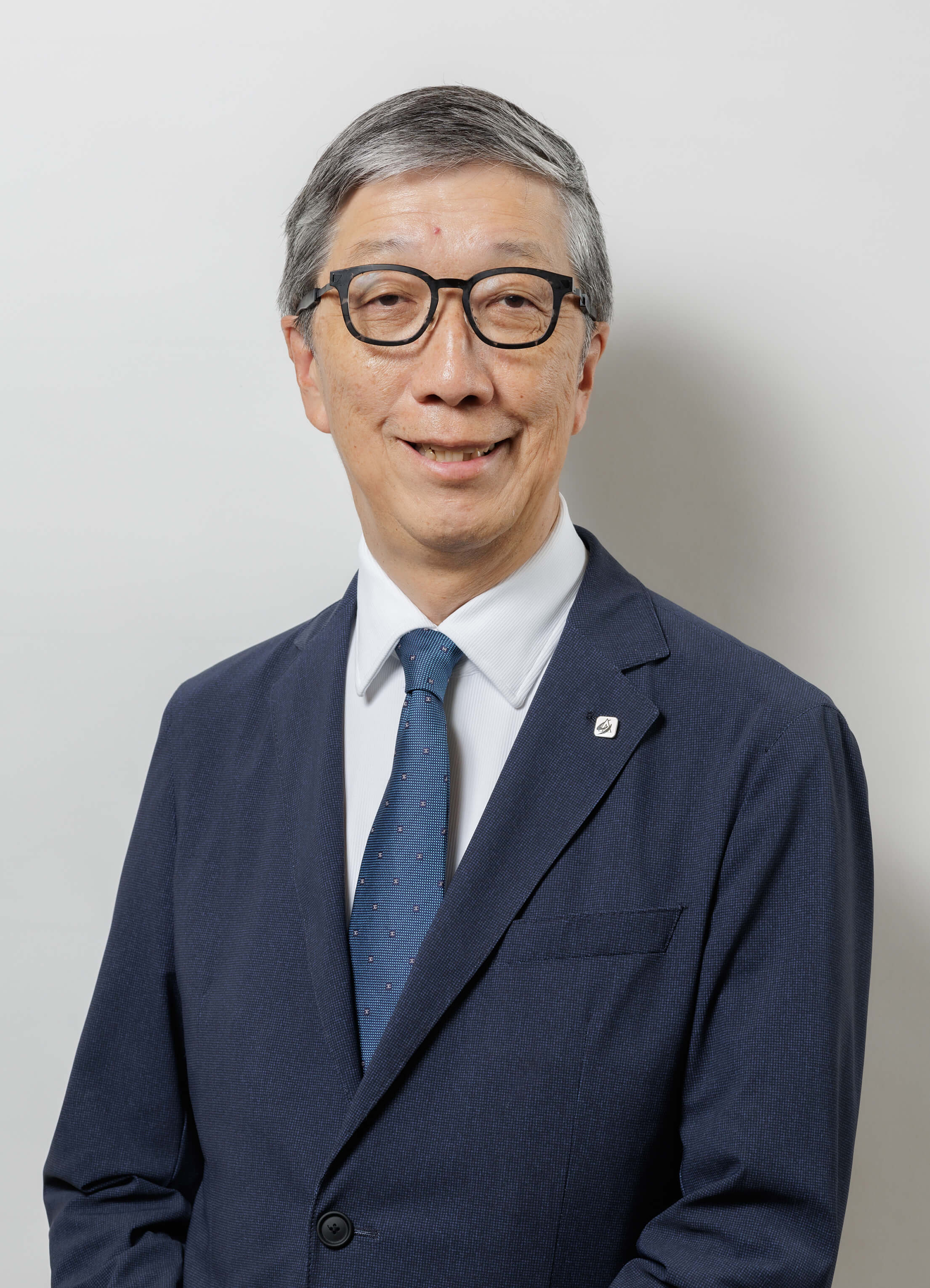 中野 賀津也