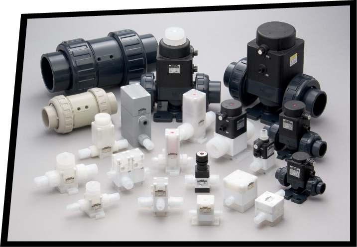 Dymatrix™︎ は、半導体製造装置向けのフッ素樹脂製※バルブシリーズです。