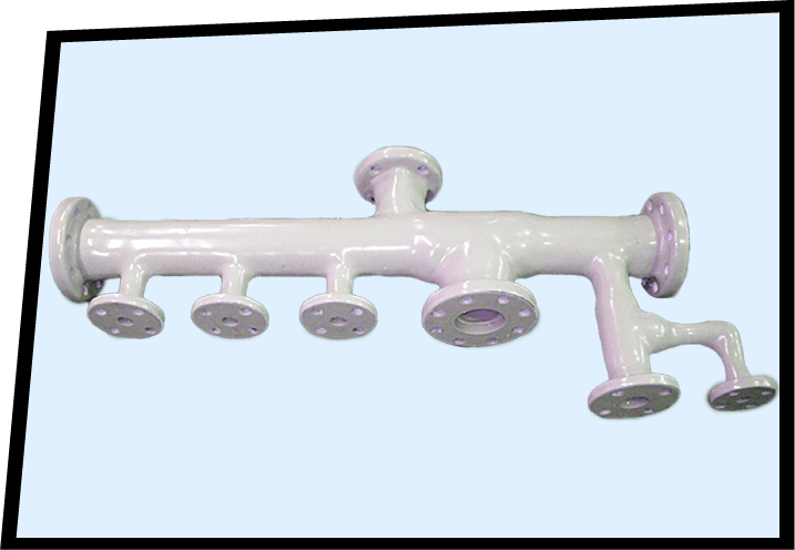 プレハブ品とは、旭有機材の工場であらかじめ配管ユニットを製作したカスタマイズ品のことです。