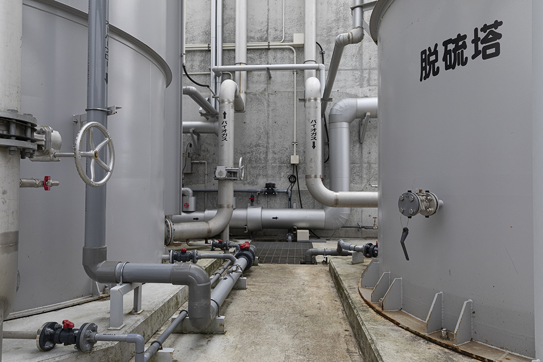 Our plastic ASAHIAV™ valves are employed in wastewater treatment facilities to prevent corrosion caused by chemicals and hydrogen sulfide